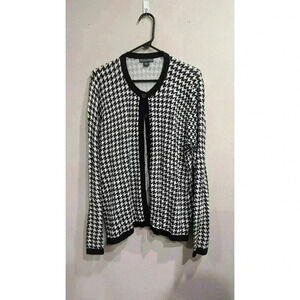 Women's black and white Houndstooth pattern cardigan by Covington size XL